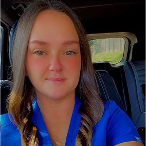 Meet your Posher, Taylor dee